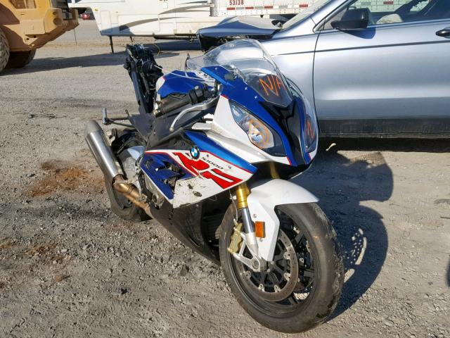 WB10D6008HZ710341 - 2017 BMW S 1000 RR TWO TONE photo 1