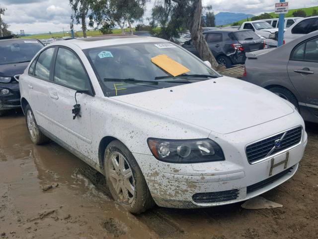 YV1MS390X62188257 - 2006 VOLVO S40 2.4I WHITE photo 1