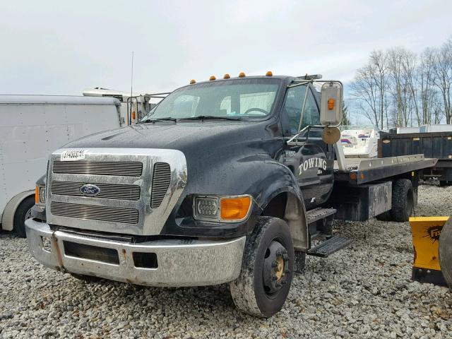 3FRNF65F86V252117 - 2006 FORD F650 SUPER BLACK photo 2