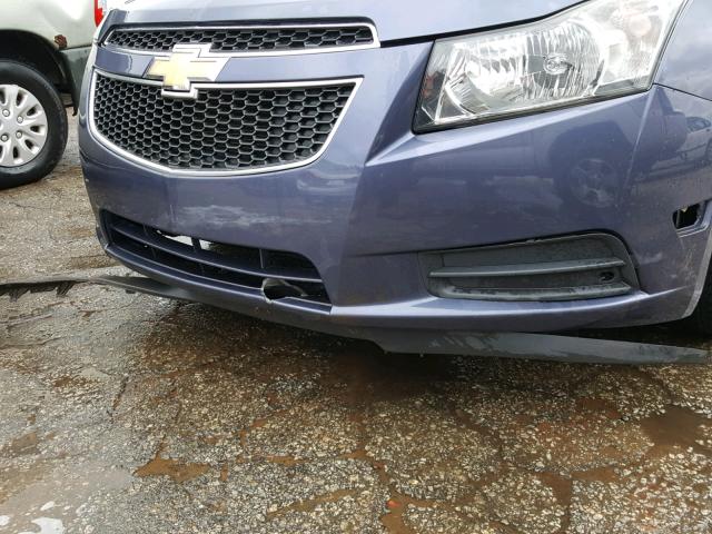 1G1PA5SH5D7272920 - 2013 CHEVROLET CRUZE LS BLUE photo 9