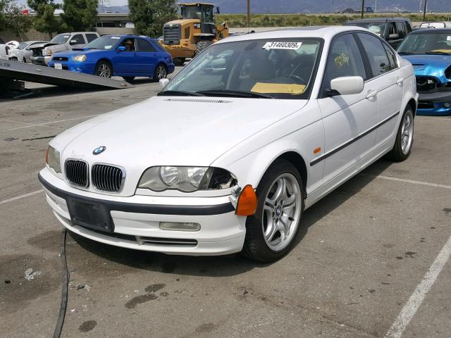 WBAAV53451FJ64454 - 2001 BMW 330 I WHITE photo 2