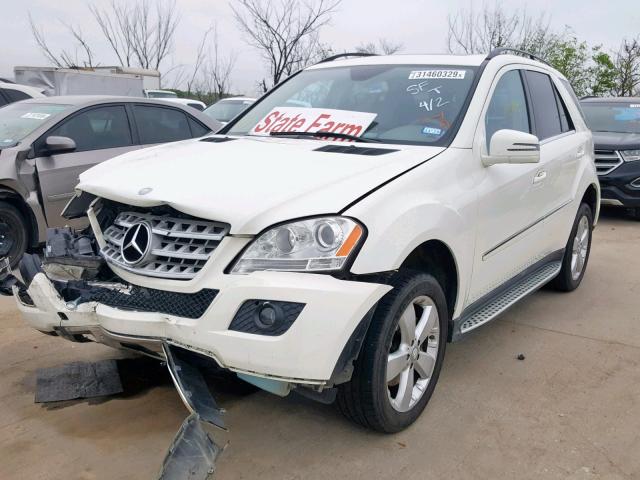 4JGBB5GB6BA658566 - 2011 MERCEDES-BENZ ML 350 WHITE photo 2