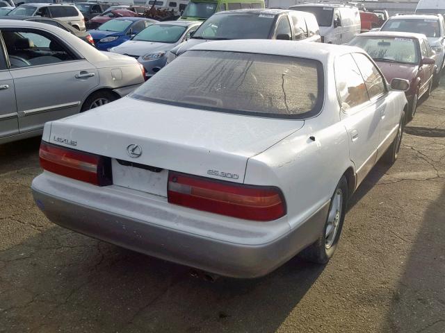 JT8GK13T4S0099251 - 1995 LEXUS ES 300 WHITE photo 4