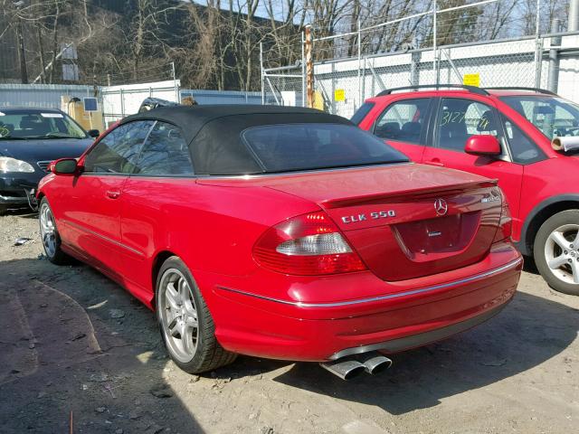 WDBTK72FX8T094172 - 2008 MERCEDES-BENZ CLK 550 RED photo 3