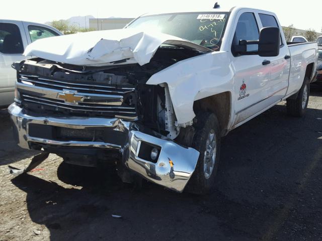 1GC4KZC85FF149060 - 2015 CHEVROLET SILVERADO WHITE photo 2