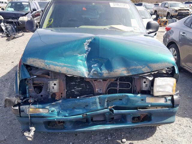 1GNDT13W0V2246001 - 1997 CHEVROLET BLAZER GREEN photo 7