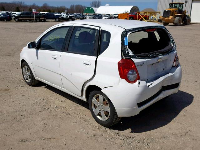 KL1TD66E69B636924 - 2009 CHEVROLET AVEO LS WHITE photo 3