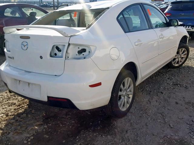 JM1BK32F581838018 - 2008 MAZDA 3 I WHITE photo 4