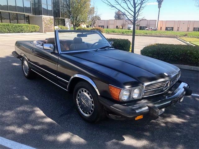 WDBBA48D0HA071059 - 1987 MERCEDES-BENZ 560 SL BLACK photo 2