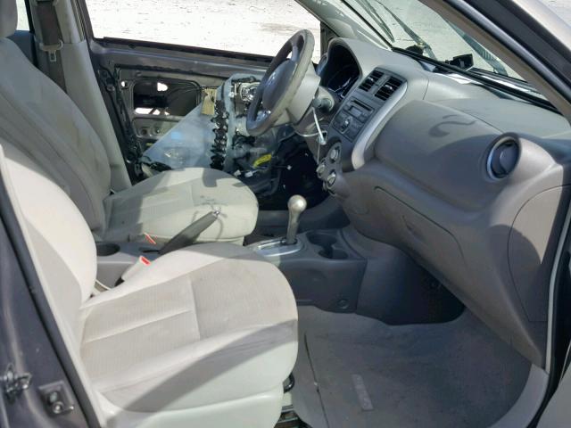 3N1CN7AP2EL805594 - 2014 NISSAN VERSA SV GRAY photo 5