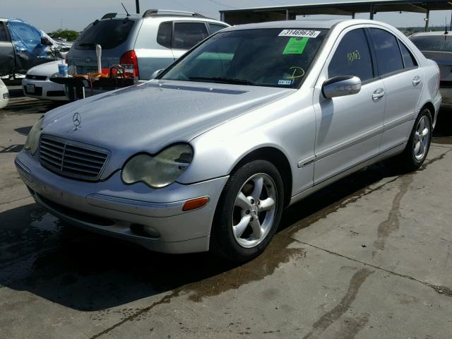 WDBRF61J24E017910 - 2004 MERCEDES-BENZ C 240 SILVER photo 2