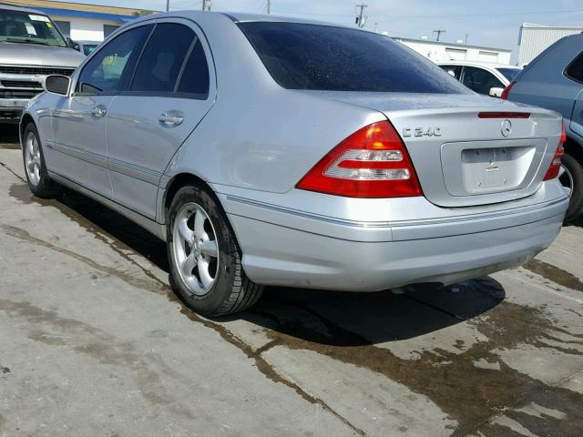 WDBRF61J24E017910 - 2004 MERCEDES-BENZ C 240 SILVER photo 3