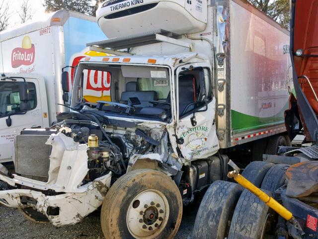 5PVNJ8JM1J4S50828 - 2018 HINO 258/268 WHITE photo 2