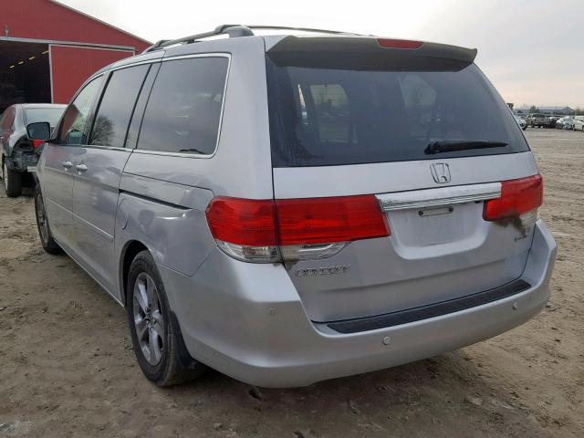 5FNRL3H85AB506470 - 2010 HONDA ODYSSEY TO SILVER photo 3