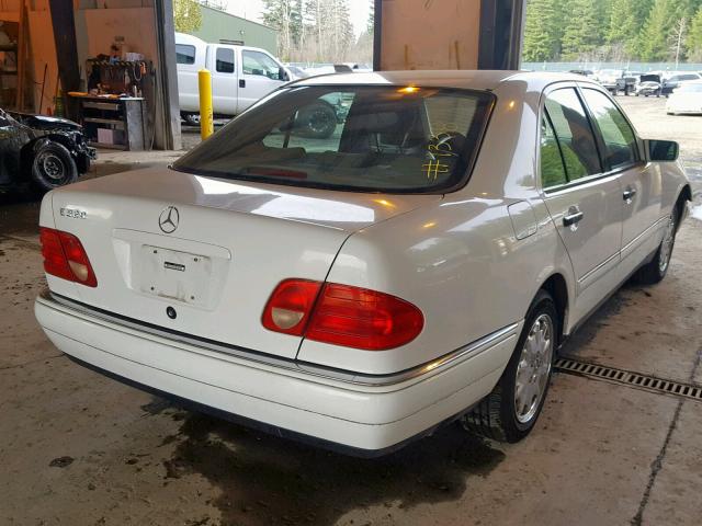 WDBJF65H9XA807270 - 1999 MERCEDES-BENZ E 320 WHITE photo 4