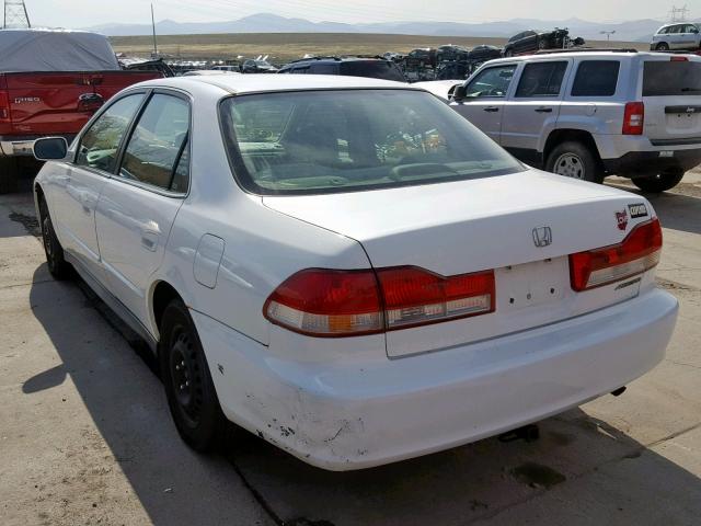 JHMCG56451C002387 - 2001 HONDA ACCORD LX WHITE photo 3