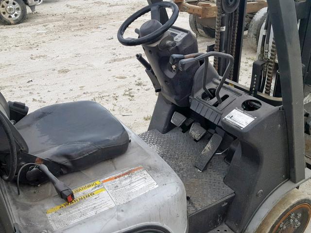 CP1F29P8102 - 2011 NISSAN FORKLIFT GRAY photo 5