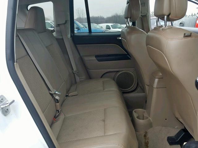 1C4NJCBA9FD350366 - 2015 JEEP COMPASS SP 白色 照片 6