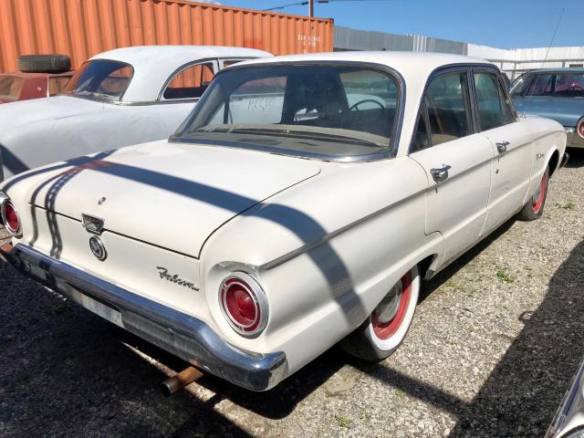 0H12S162498 - 1960 FORD FALCON WHITE photo 4