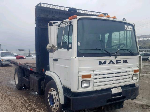 VG6M116A0SB102311 - 1995 MACK 200 MS200 WHITE photo 1