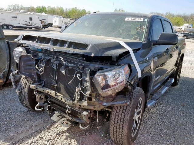 5TFDW5F13JX678392 - 2018 TOYOTA TUNDRA CRE BLACK photo 2