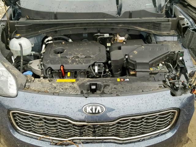 KNDPNCAC2J7472638 - 2018 KIA SPORTAGE E BLUE photo 7