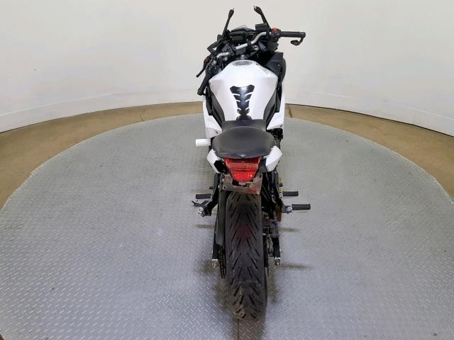 JYARJ18EXCA008062 - 2012 YAMAHA FZ6 R WHITE photo 9