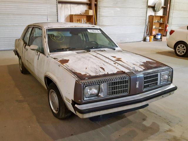 3E377AW132219 - 1980 OLDSMOBILE OMEGA WHITE photo 1