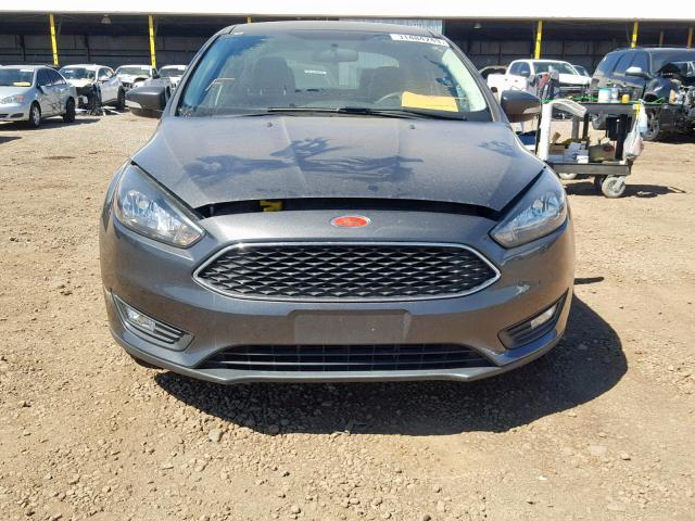 1FADP3F2XGL297722 - 2016 FORD FOCUS SE CHARCOAL photo 9