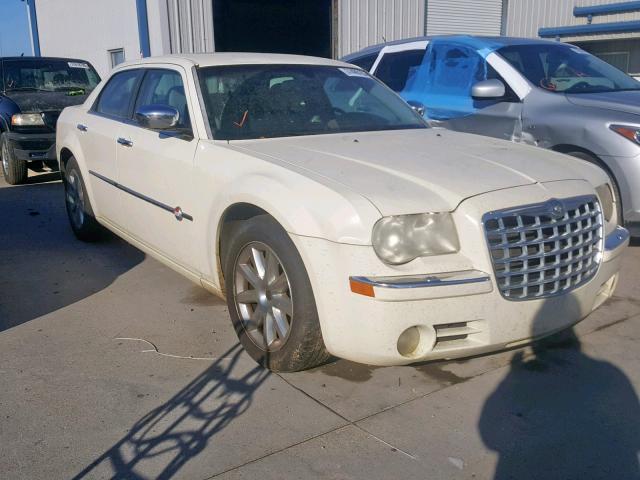 2C3KA63H46H425014 - 2006 CHRYSLER 300C WHITE photo 1