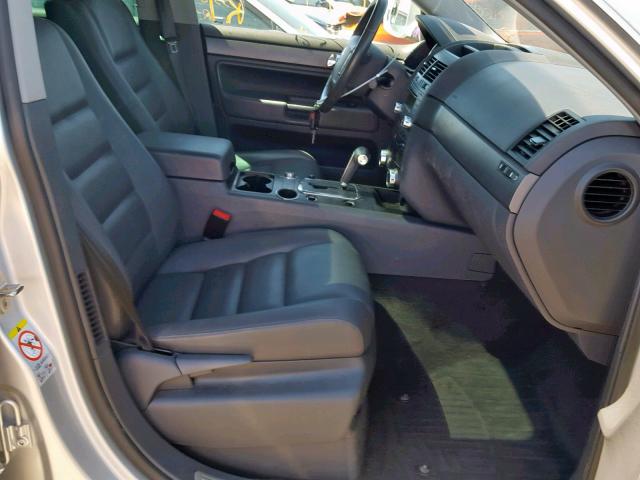 WVGBE77L68D006971 - 2008 VOLKSWAGEN TOUAREG 2 SILVER photo 5