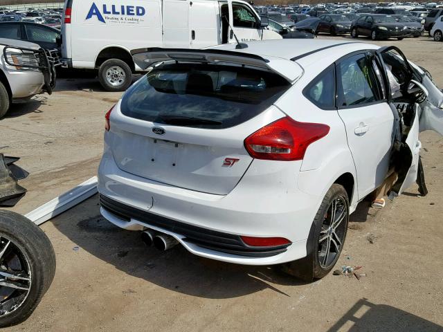 1FADP3L9XHL334030 - 2017 FORD FOCUS ST WHITE photo 4