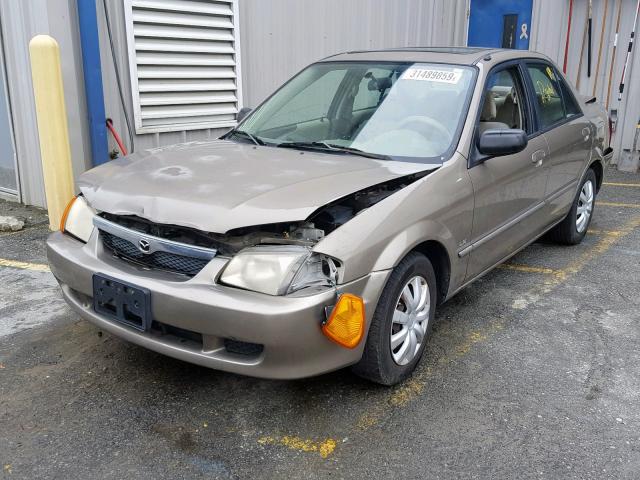 JM1BJ2228Y0254325 - 2000 MAZDA PROTEGE DX GOLD photo 2