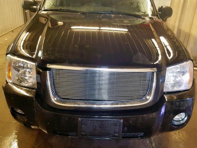 1GKET63MX82173107 - 2008 GMC ENVOY DENA BLACK photo 9