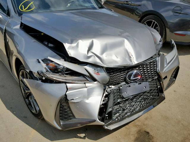 JTHBA1D25J5073973 - 2018 LEXUS IS 300 GRAY photo 9