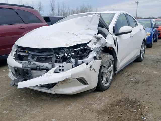 1G1RC6S56JU134122 - 2018 CHEVROLET VOLT LT WHITE photo 2