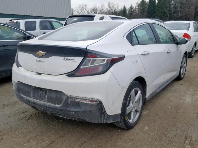 1G1RC6S56JU134122 - 2018 CHEVROLET VOLT LT WHITE photo 4