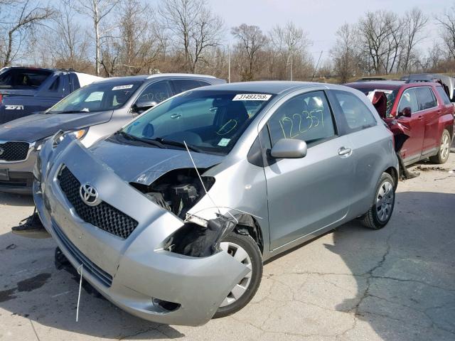 JTDJT923475136636 - 2007 TOYOTA YARIS SILVER photo 2