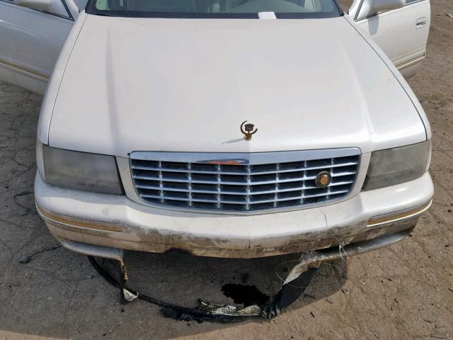 1G6KE54Y5XU771583 - 1999 CADILLAC DEVILLE DE WHITE photo 7