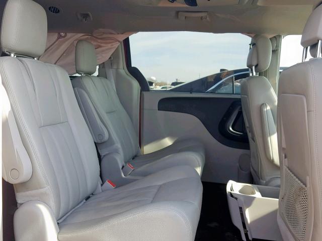 2C4RC1CG4ER164071 - 2014 CHRYSLER TOWN & COU RED photo 6