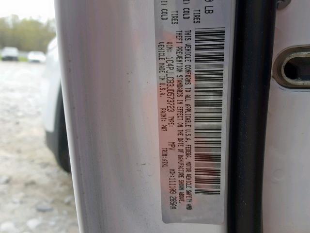 1C4PJLCB3JD573723 - 2018 JEEP CHEROKEE L WHITE photo 10