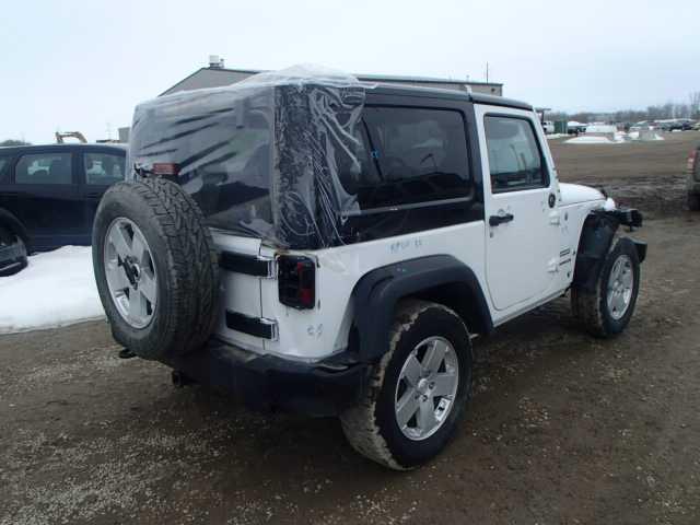 1C4AJWAG1EL247159 - 2014 JEEP WRANGLER S WHITE photo 4