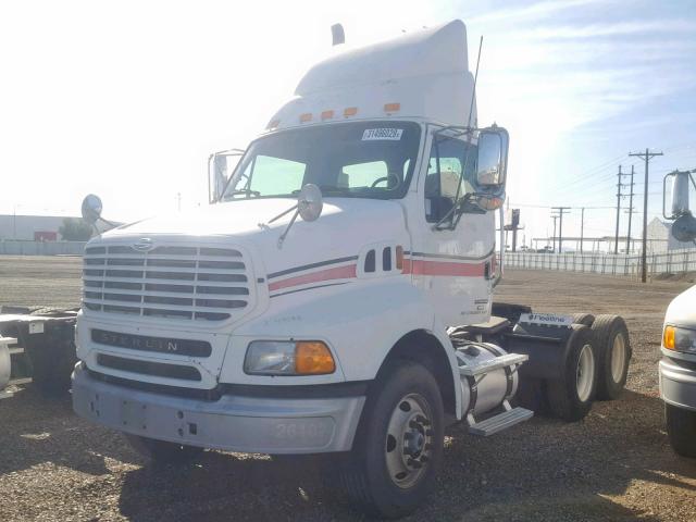 2FWJA3CV86AW47088 - 2006 STERLING TRUCK AT 9500 WHITE photo 2