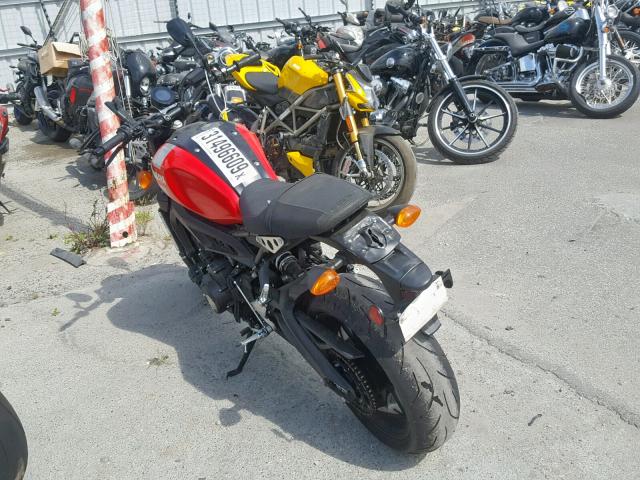 JYARN47E1JA002087 - 2018 YAMAHA XSR900 RED photo 3