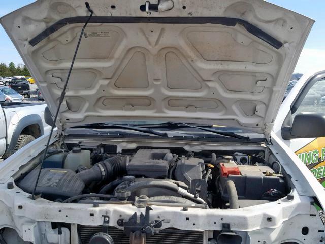 1GCDT43E888229188 - 2008 CHEVROLET COLORADO L WHITE photo 7