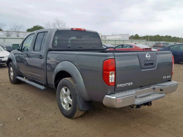 1N6AD09W67C461239 - 2007 NISSAN FRONTIER C GRAY photo 3