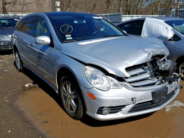 4JGCB65E88A072788 - 2008 MERCEDES-BENZ R 350 SILVER photo 1