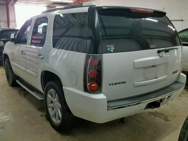 1GKFK63817J283834 - 2007 GMC YUKON DENA WHITE photo 3