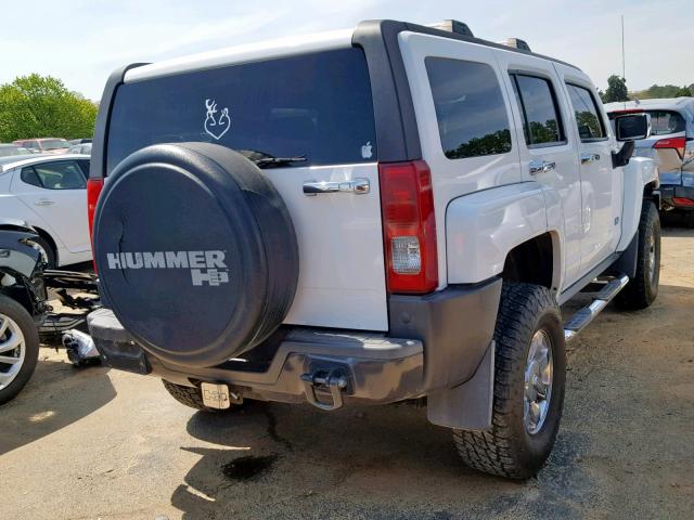 5GTDN13E478236395 - 2007 HUMMER H3 WHITE photo 4