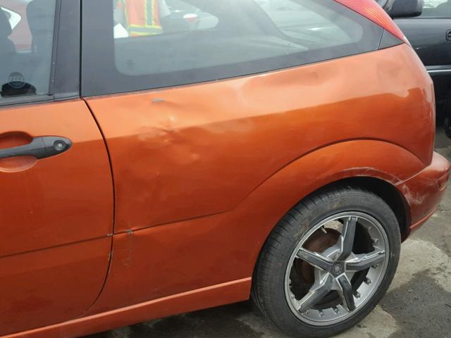 3FAFP31N25R155339 - 2005 FORD FOCUS ZX3 ORANGE photo 9